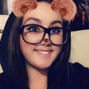 Meet your Posher, Allexys